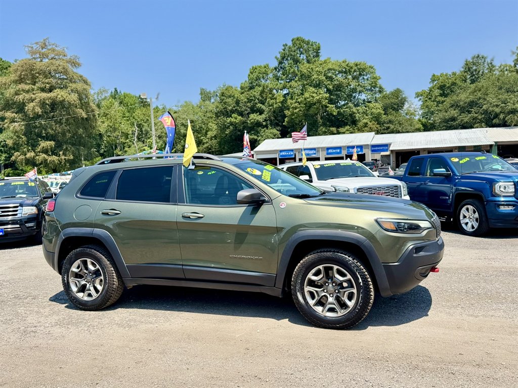 2019 Jeep Cherokee - $16,745