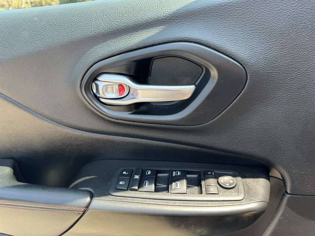 2019 Jeep Cherokee - $16,745