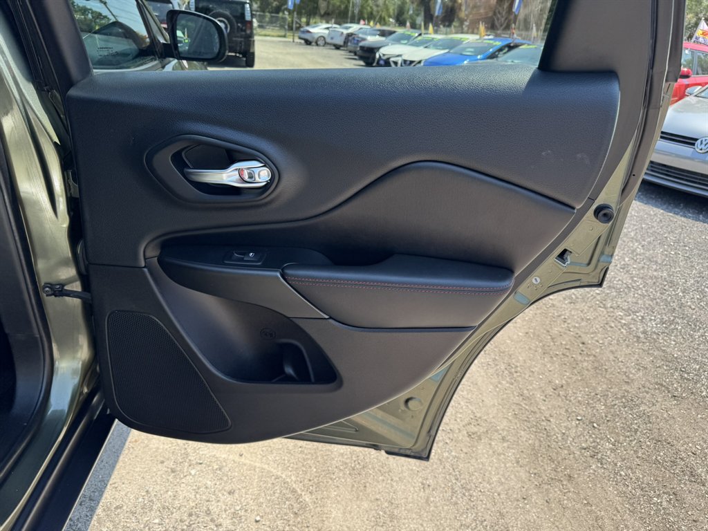 2019 Jeep Cherokee - $16,745