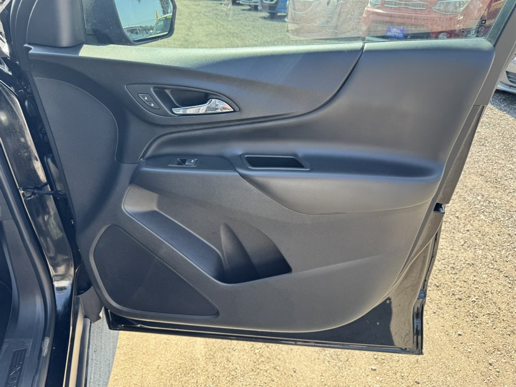 2022 Chevrolet Equinox - $22,355