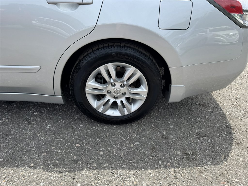 2012 Nissan Altima - $8,934