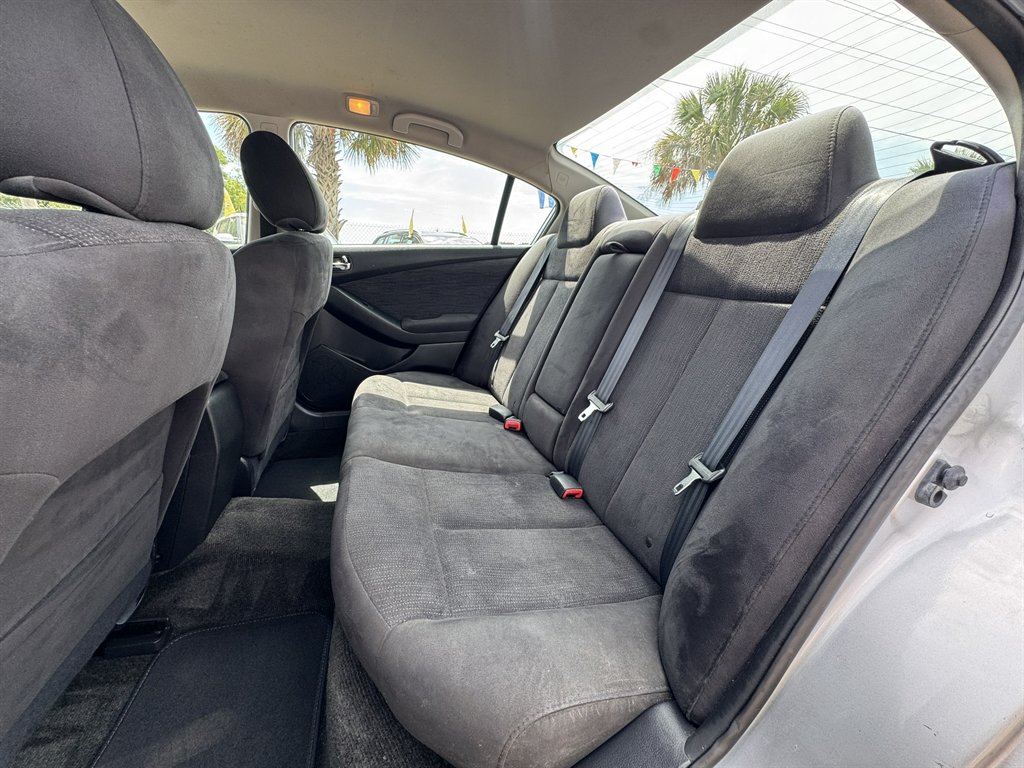 2012 Nissan Altima - $8,934