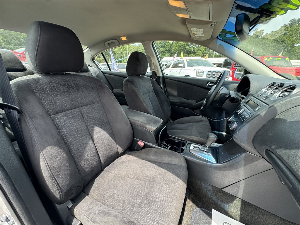 2012 Nissan Altima - $8,934