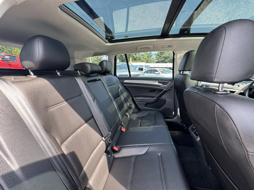 2017 Volkswagen Golf