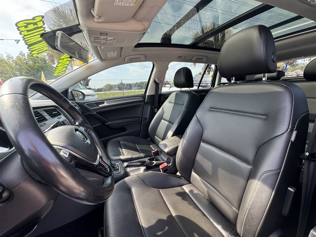2017 Volkswagen Golf