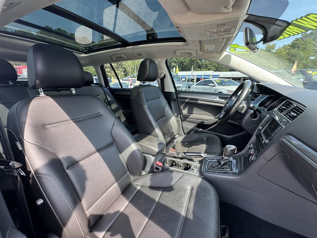 2017 Volkswagen Golf