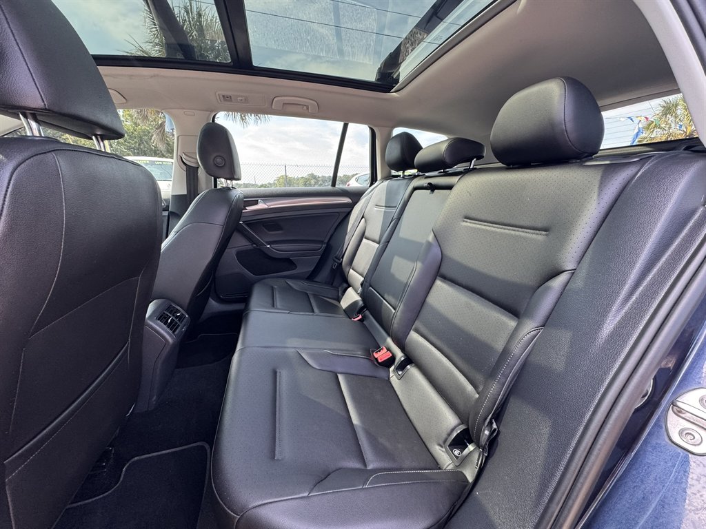 2017 Volkswagen Golf