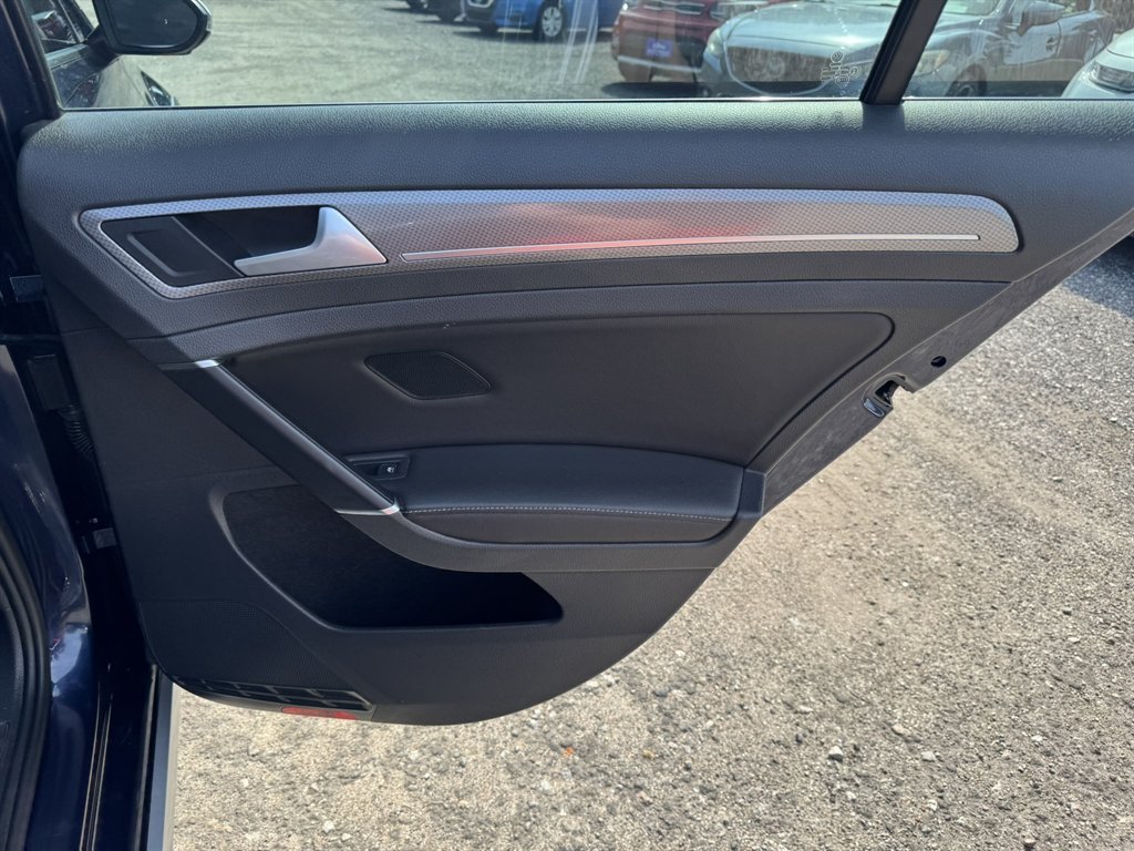 2017 Volkswagen Golf