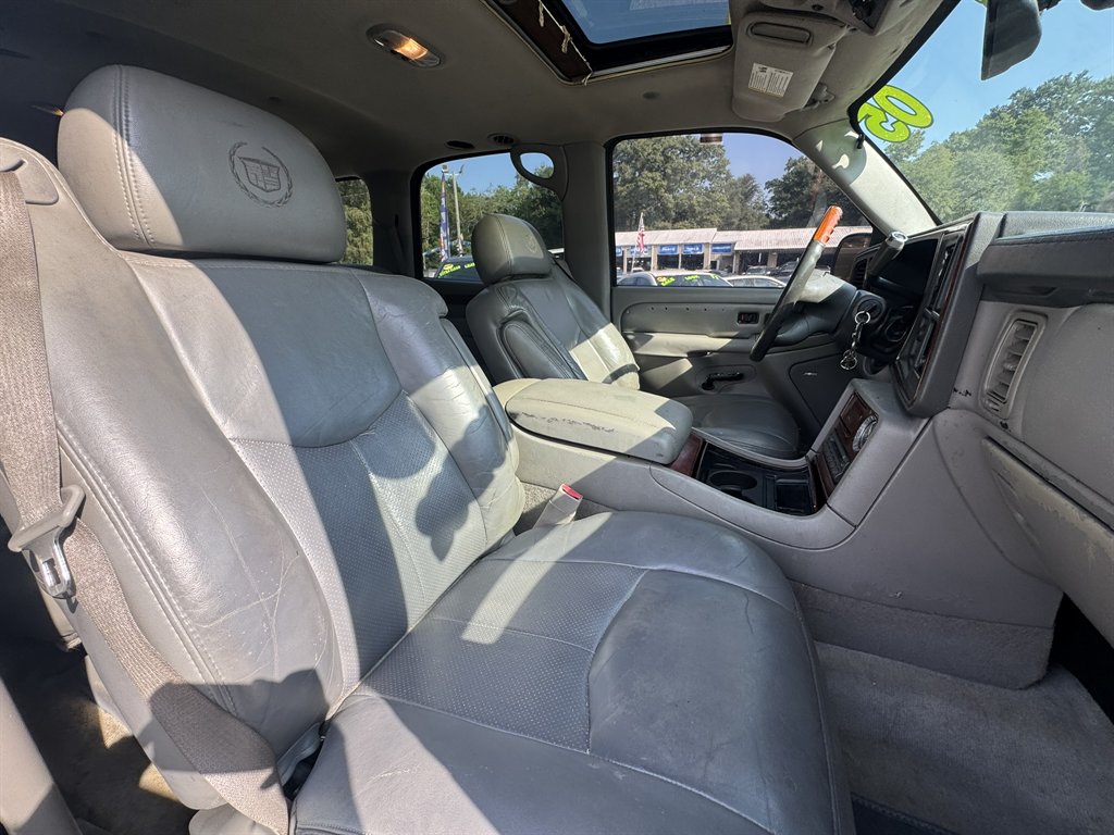 2005 Cadillac Escalade - $8,880