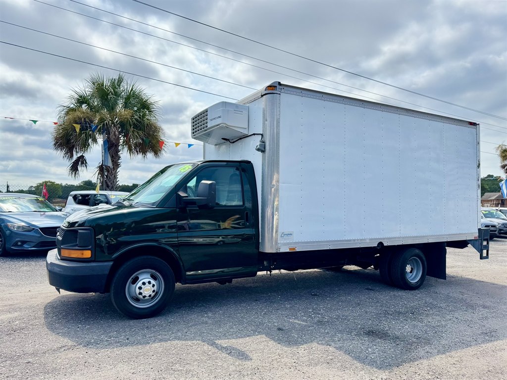 2015 Chevrolet Commercial Vans Express 3500