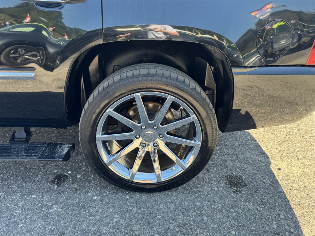 2012 Cadillac Escalade - $14,402
