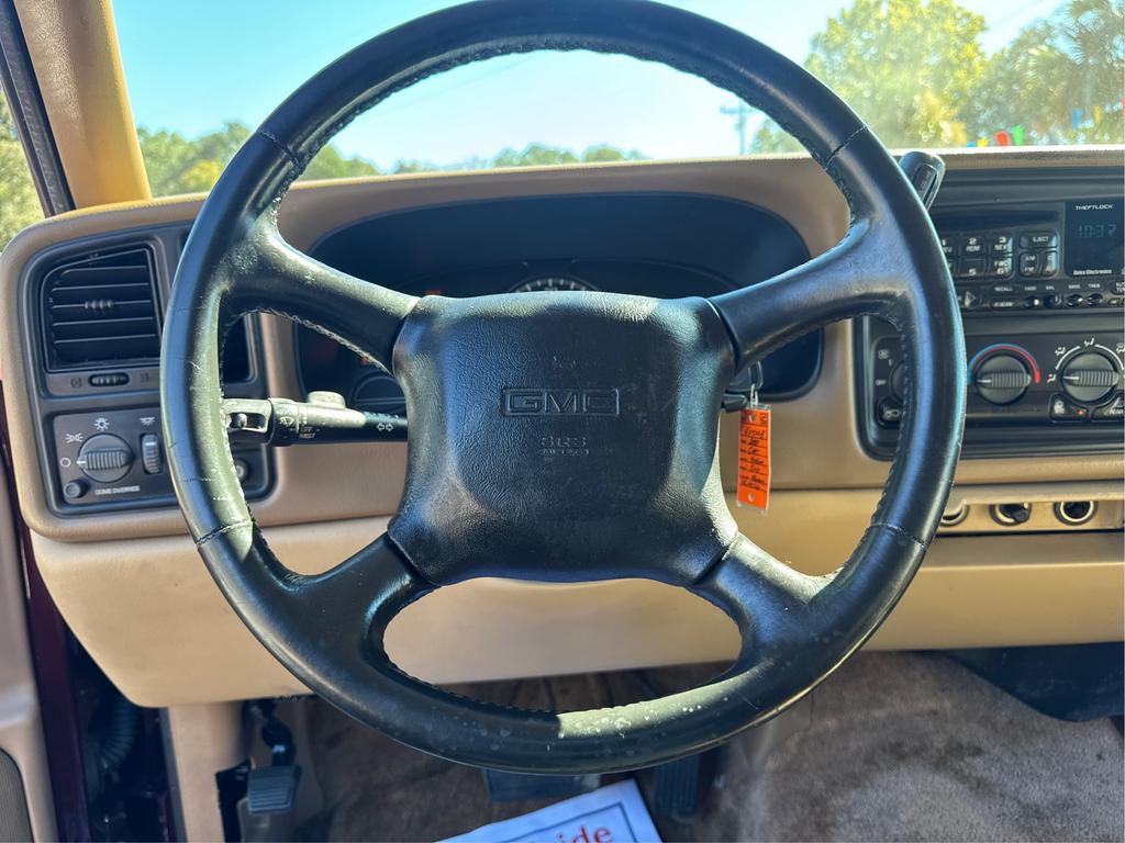 2000 GMC Yukon - $8,880