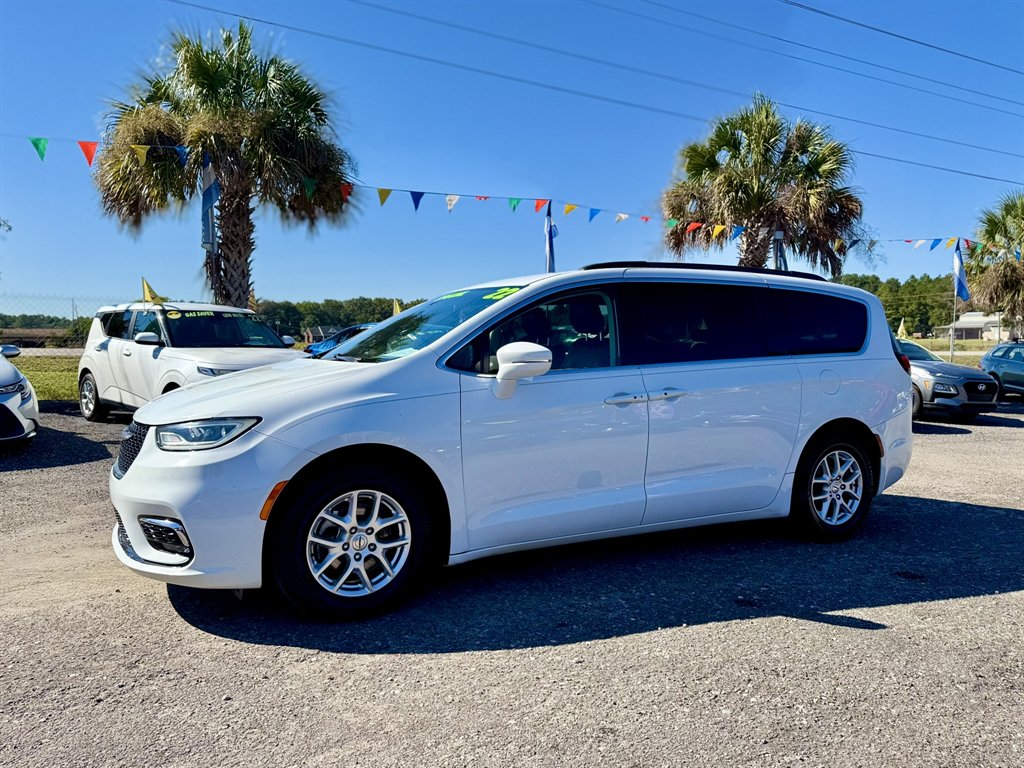 2022 Chrysler Pacifica Touring L