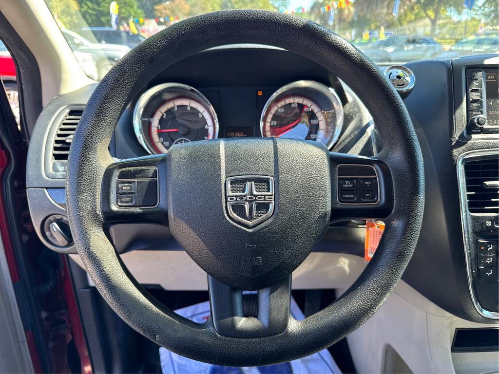 2014 Dodge Grand Caravan - $7,294