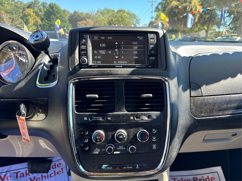 2014 Dodge Grand Caravan - $7,294