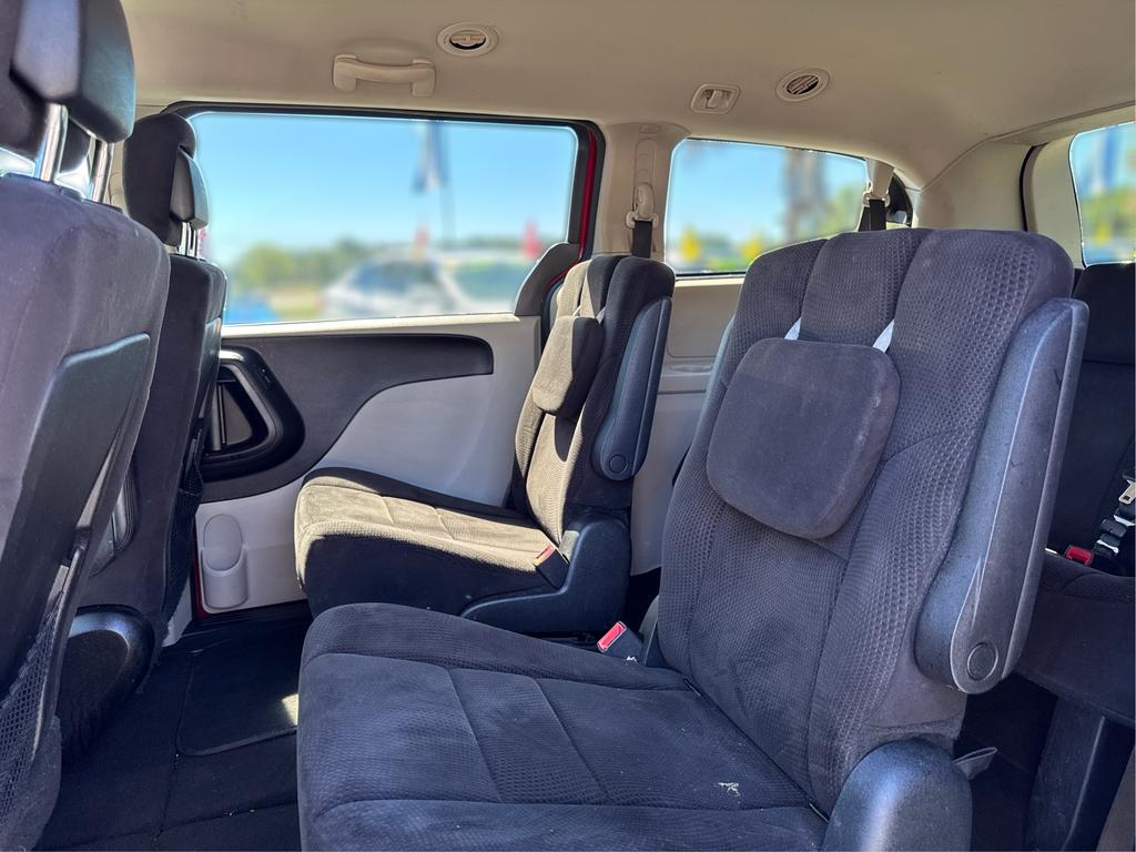 2014 Dodge Grand Caravan - $7,294