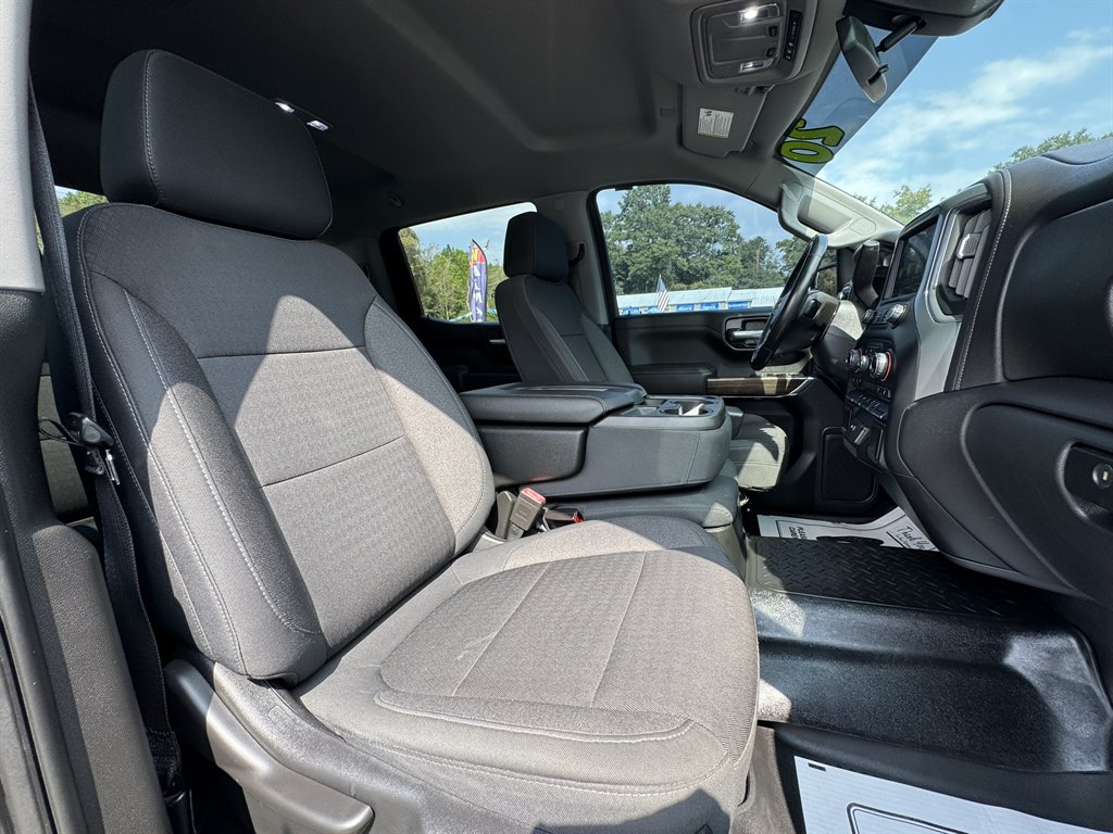 2020 Chevrolet Silverado - $32,500