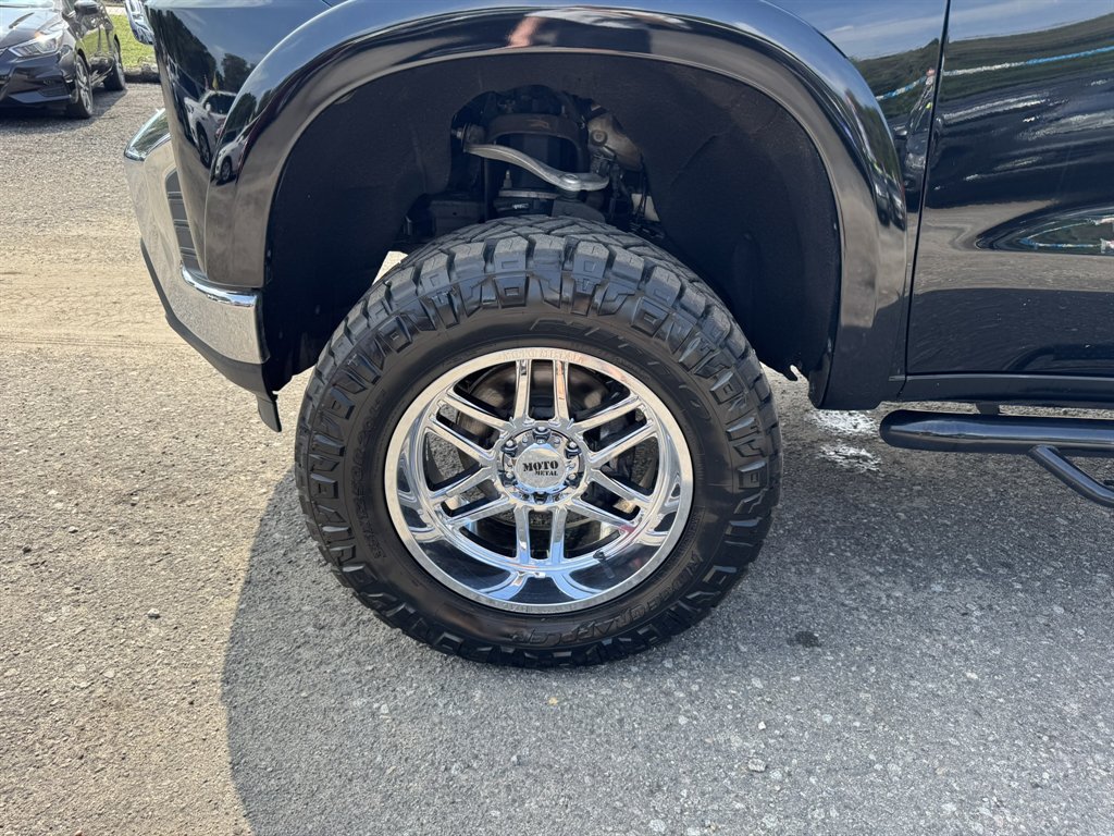 2020 Chevrolet Silverado - $32,500