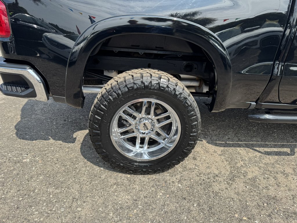 2020 Chevrolet Silverado - $32,500
