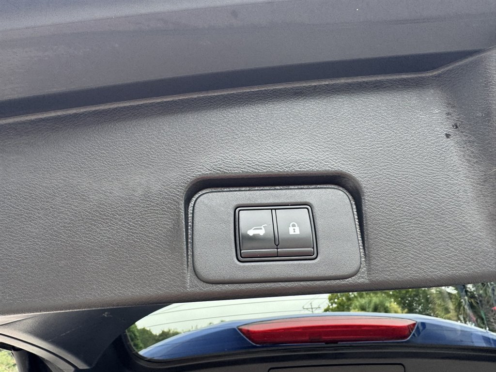 2022 Nissan Rogue - $23,748