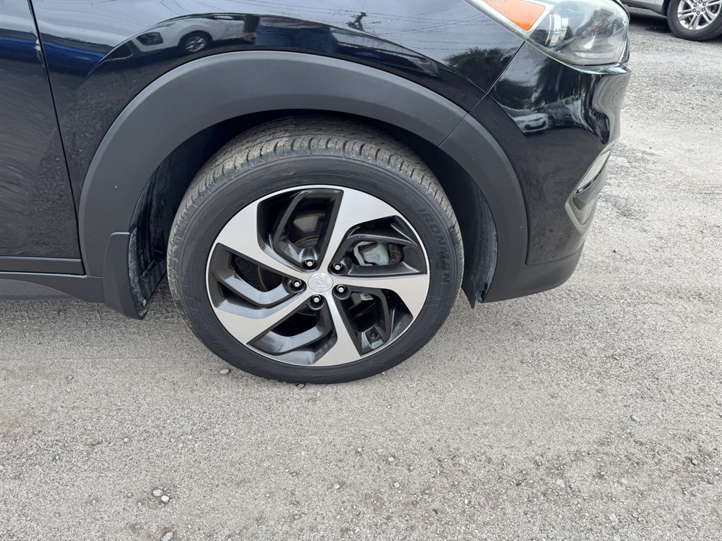 2016 Hyundai Tucson - $15,521