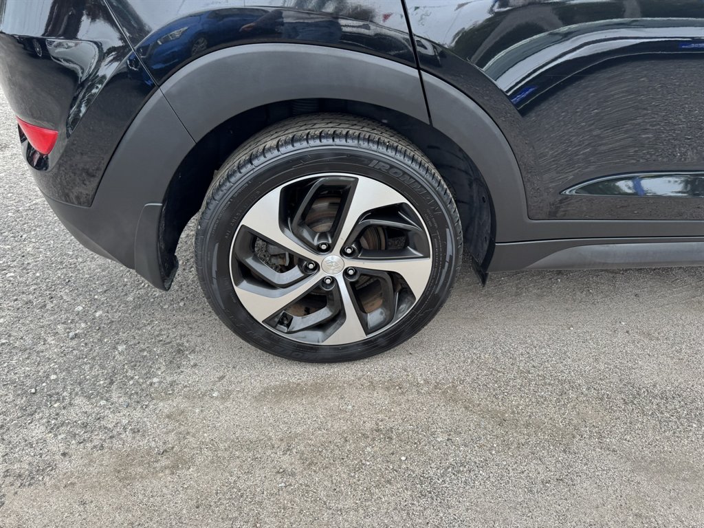 2016 Hyundai Tucson - $15,521