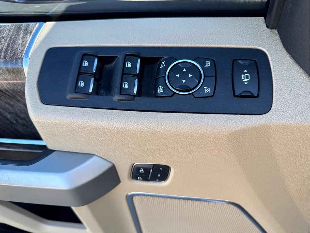 2017 Ford F-250 - $33,890