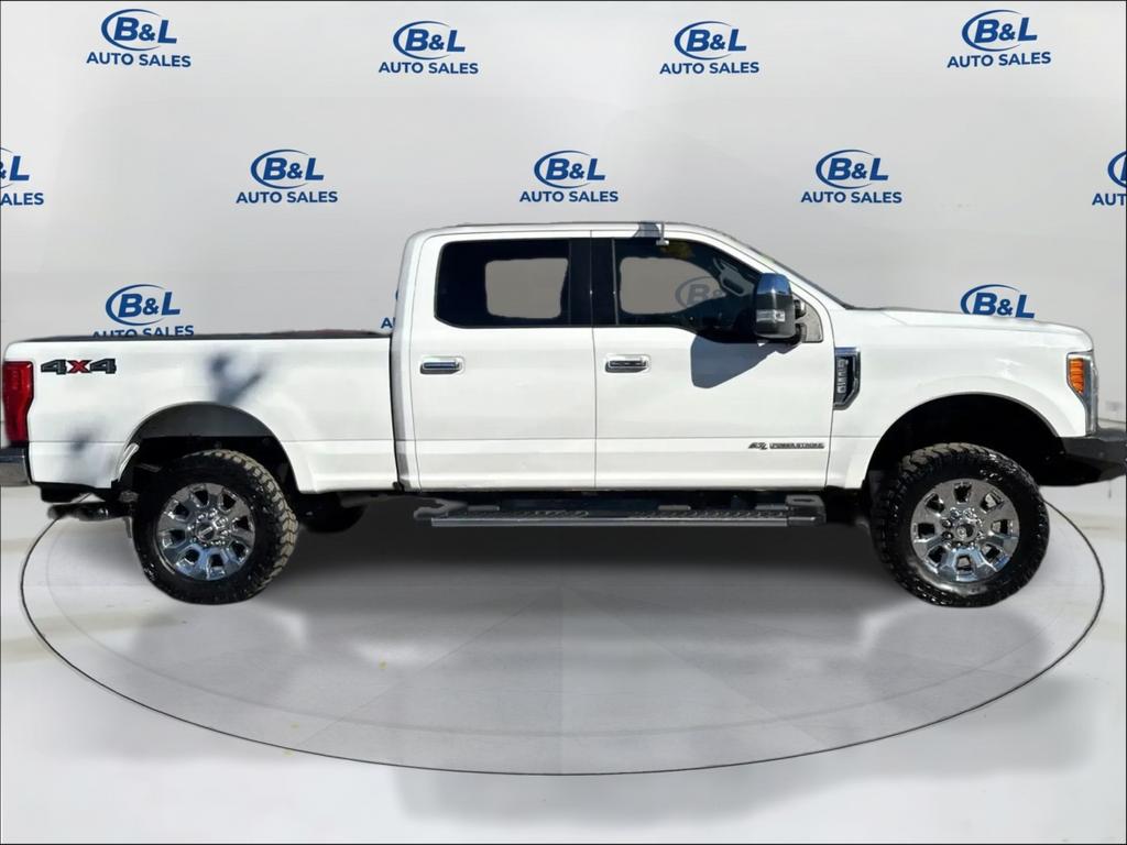2017 Ford F-250 - $33,890