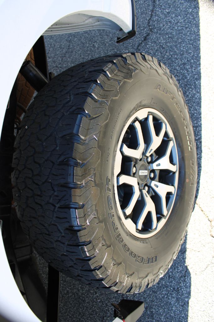 2022 Ford F-150 - $23,990