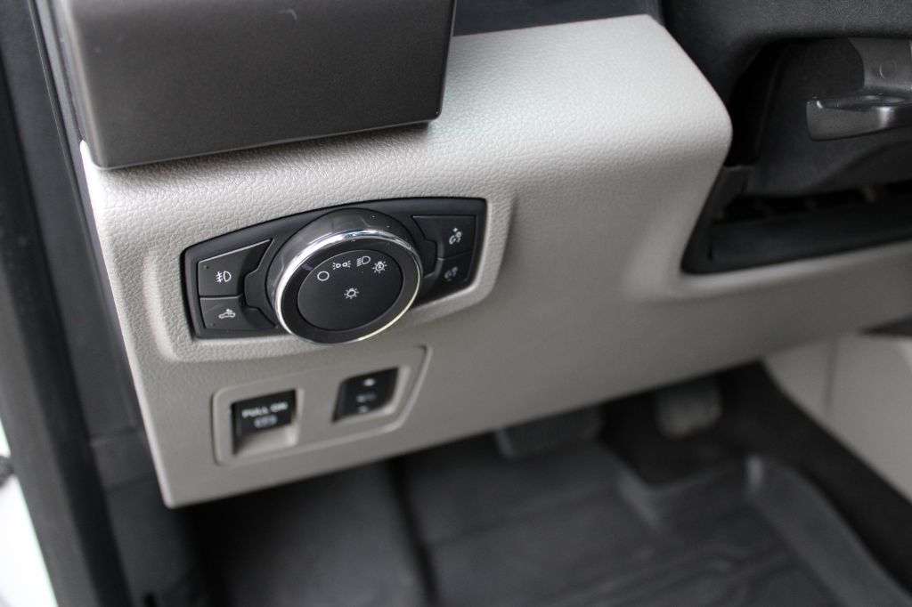 2018 Ford F150 XLT photo
