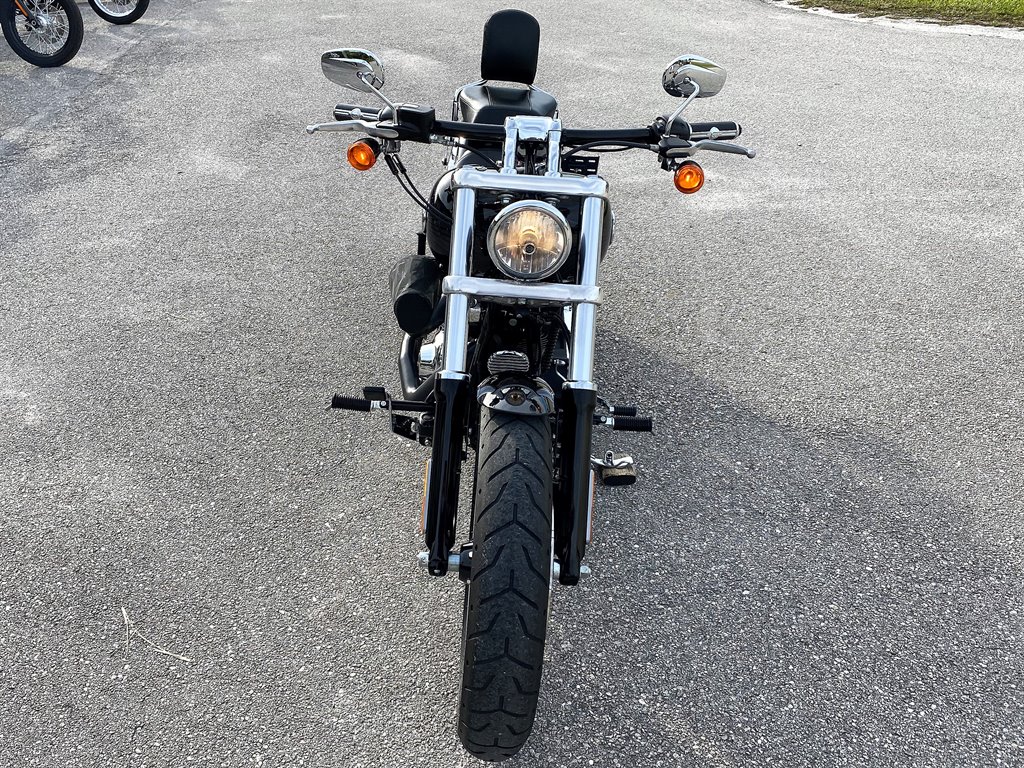 The 2015 Harley-Davidson FXSB BREAKOUT 