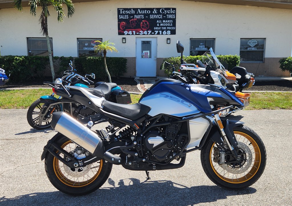 2023 Qjmotor Srt - $4,995