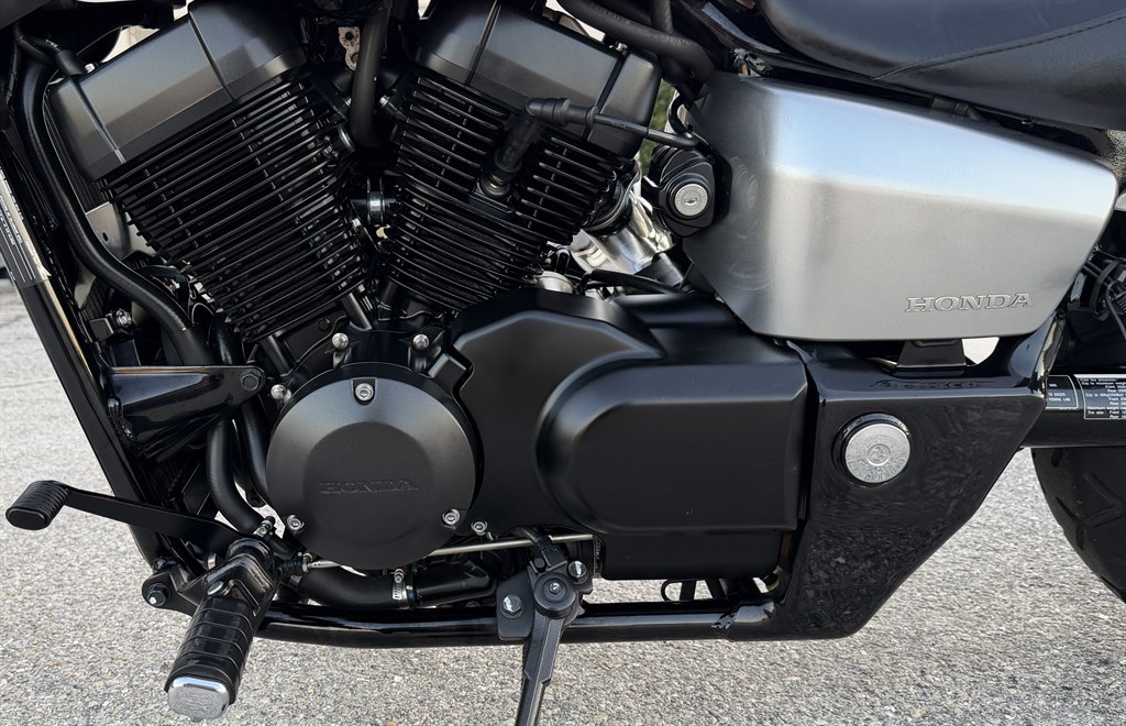 2016 Honda Vt750 (shadow Phantom 750) - $4,495