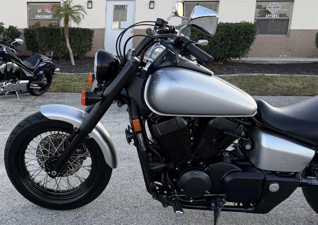 2016 Honda Vt750 (shadow Phantom 750) - $4,495