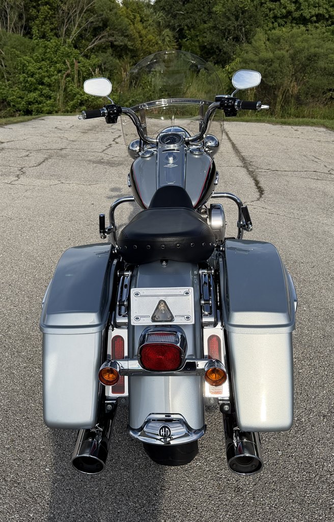 2015 Harley-davidson Road King - $11,495