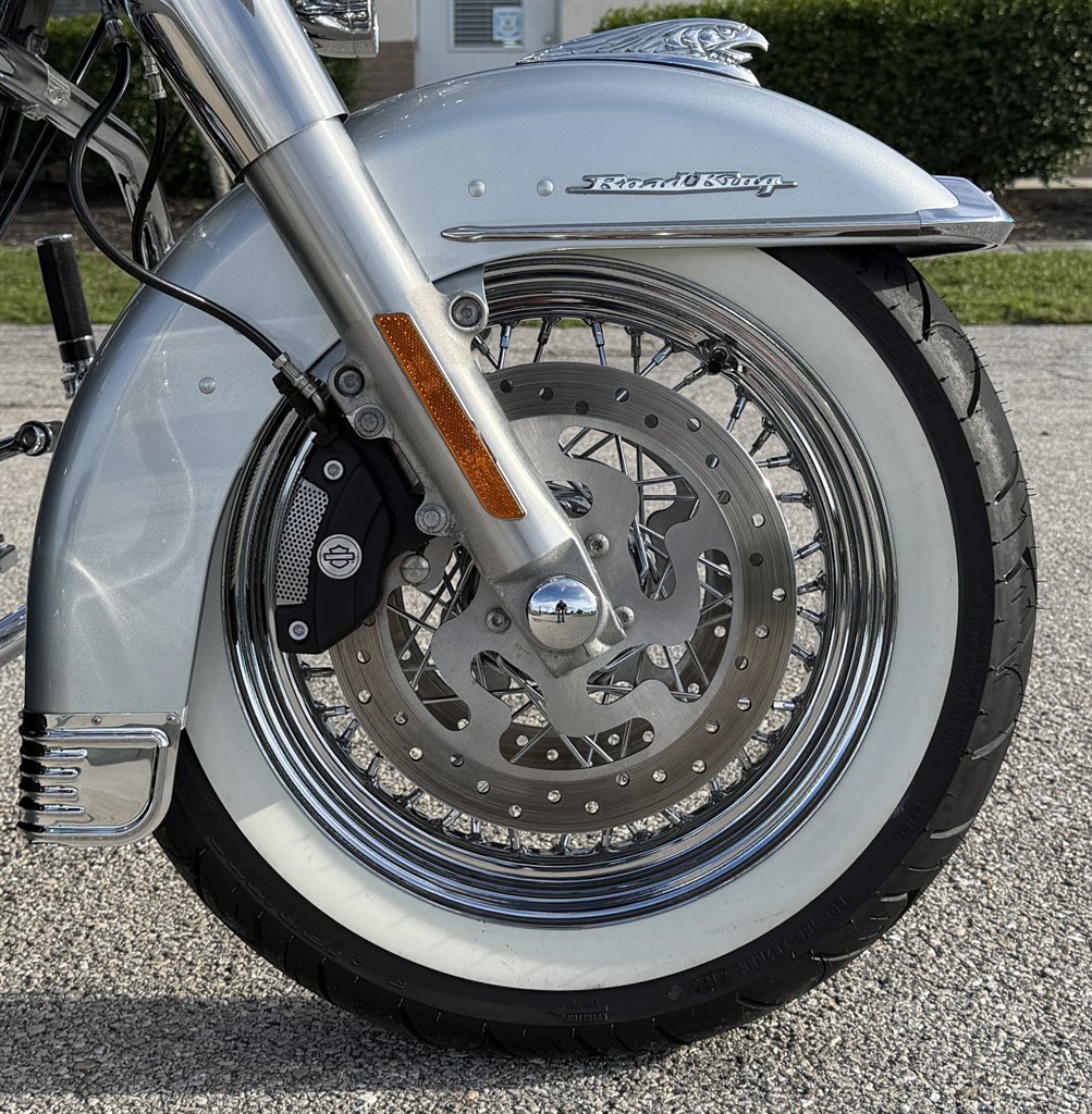 2015 Harley-davidson Road King - $11,495