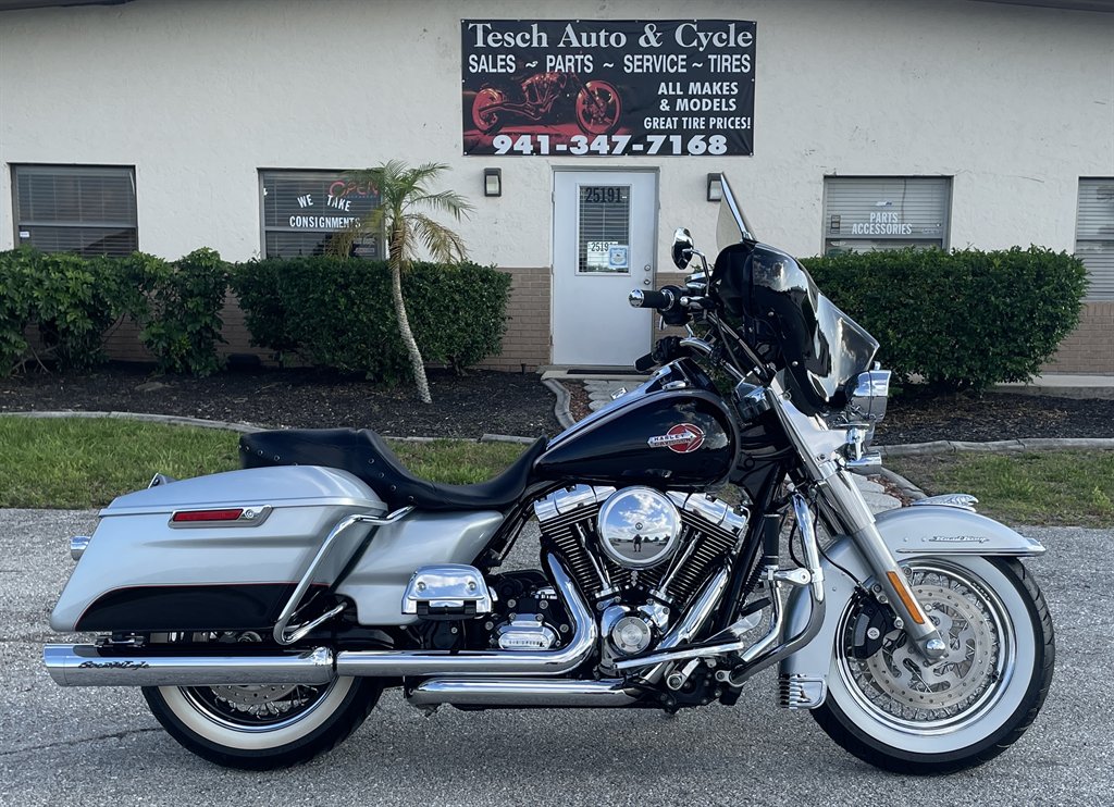 2015 Harley-davidson Road King - $11,495