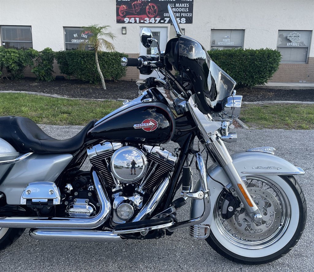 2015 Harley-davidson Road King - $11,495