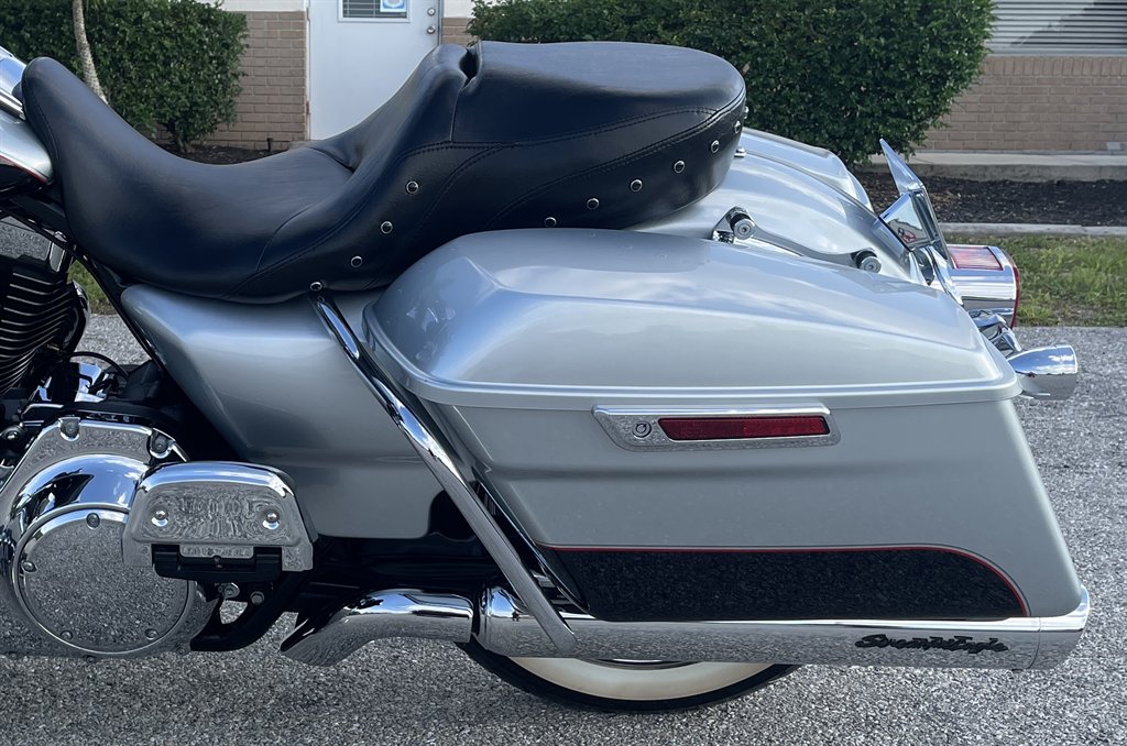2015 Harley-davidson Road King - $11,495