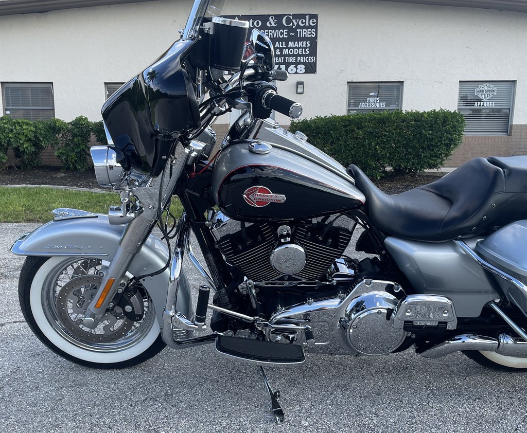 2015 Harley-davidson Road King - $11,495