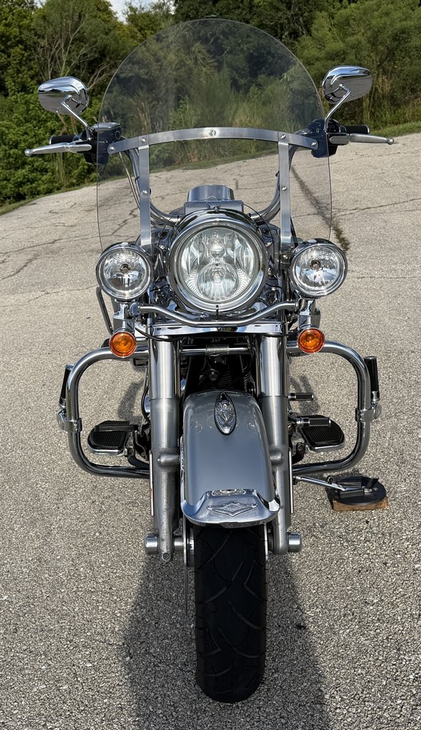 2015 Harley-davidson Road King - $11,495