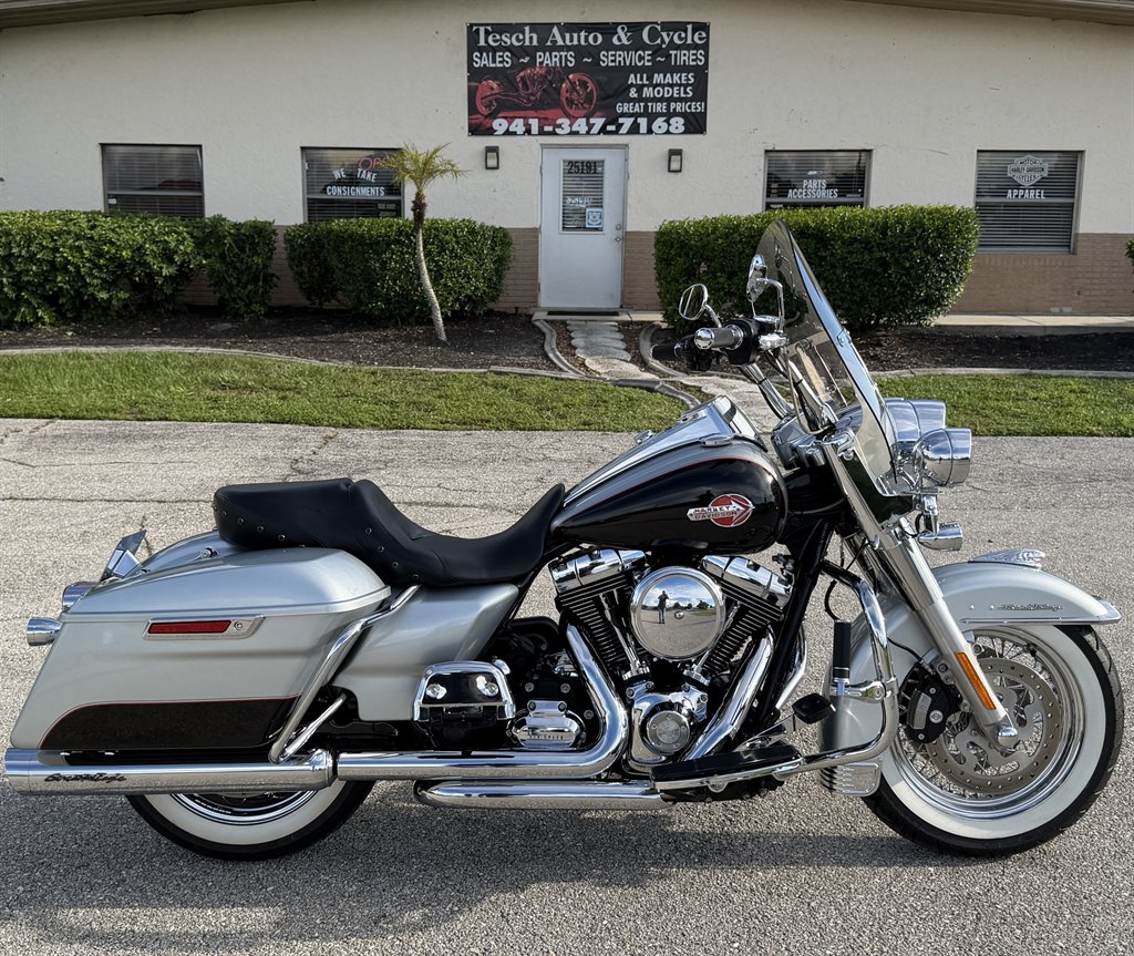 2015 Harley-davidson Road King - $11,495