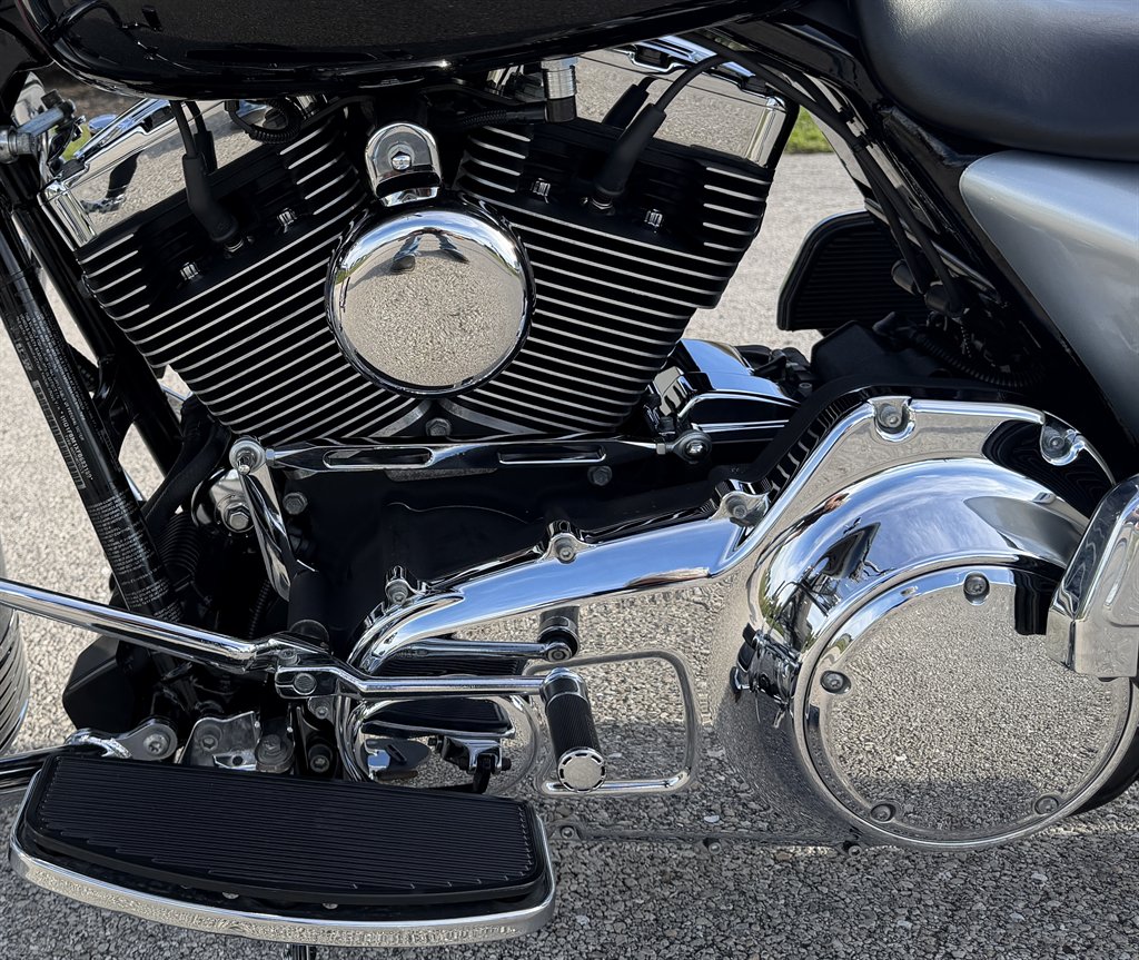 2015 Harley-davidson Road King - $11,495