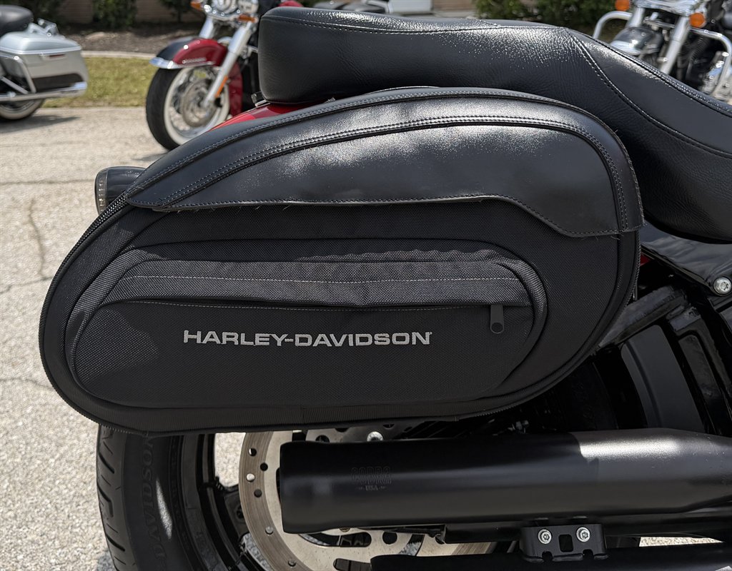 2023 Harley-davidson Street Bob - $10,995
