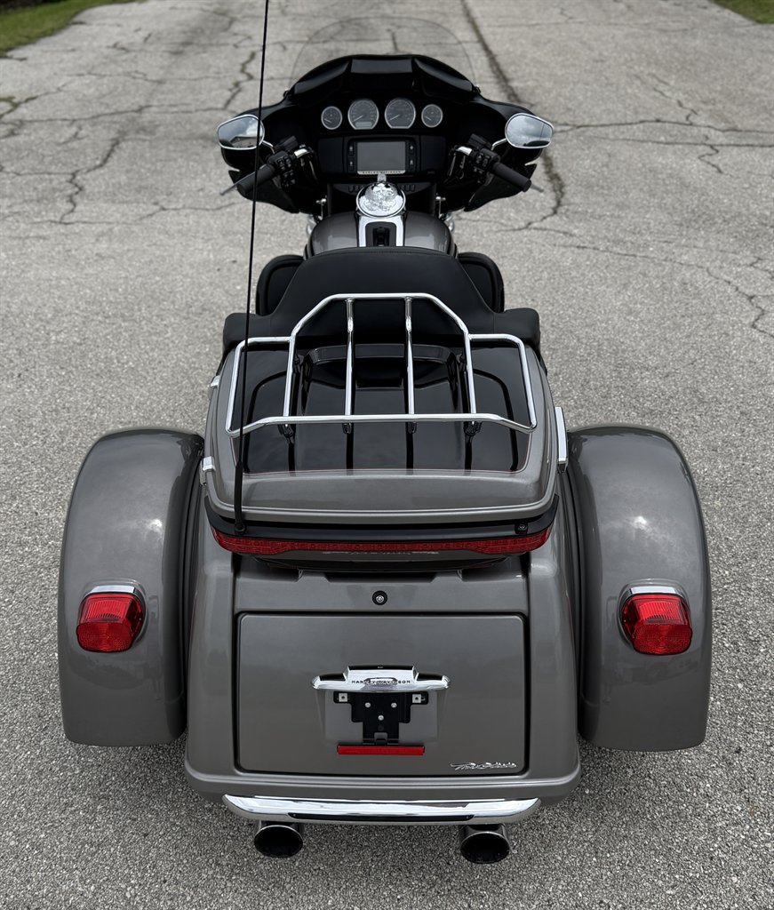 2016 Harley-davidson Tri Glide Ultra - $19,995