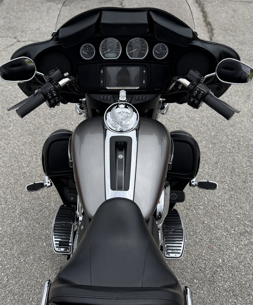 2016 Harley-davidson Tri Glide Ultra - $19,995