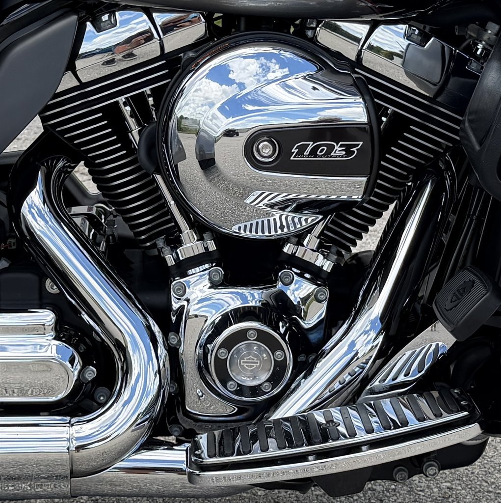 2016 Harley-davidson Tri Glide Ultra - $19,995