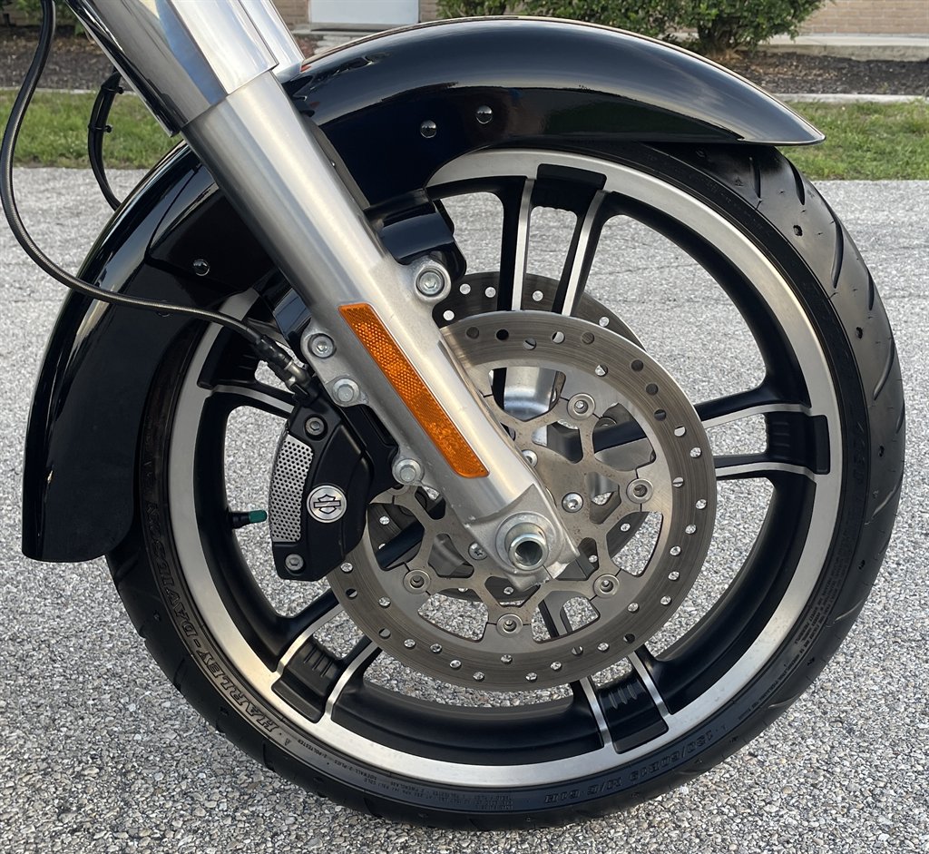 2020 Harley-davidson Freewheeler - $19,995