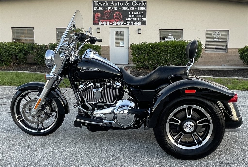 2020 Harley-davidson Freewheeler - $19,995