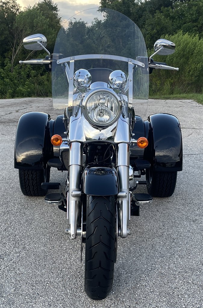 2020 Harley-davidson Freewheeler - $19,995